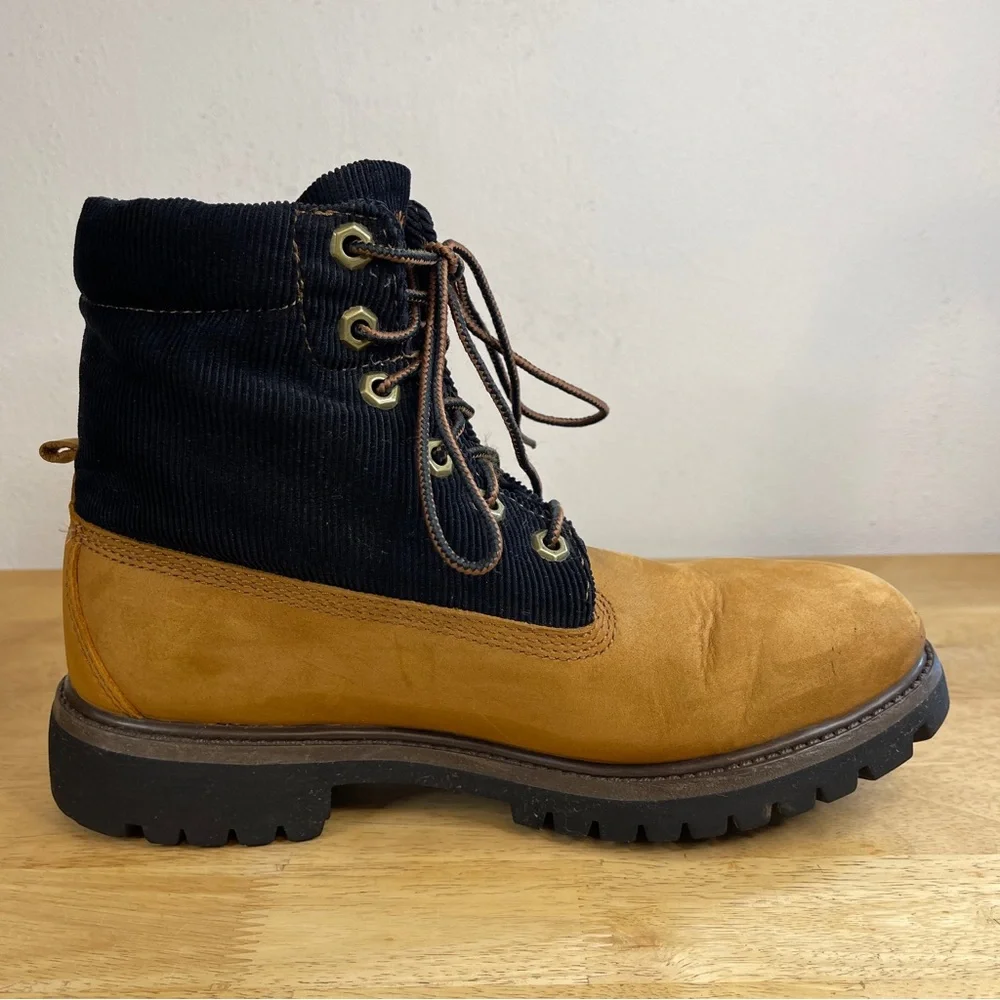 Timberland Wheat and Plaid Nubuck Tan Corduroy Waterproof Winter Boots Size 7